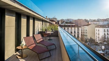 Corner Deluxe Terrace | Terrace/patio