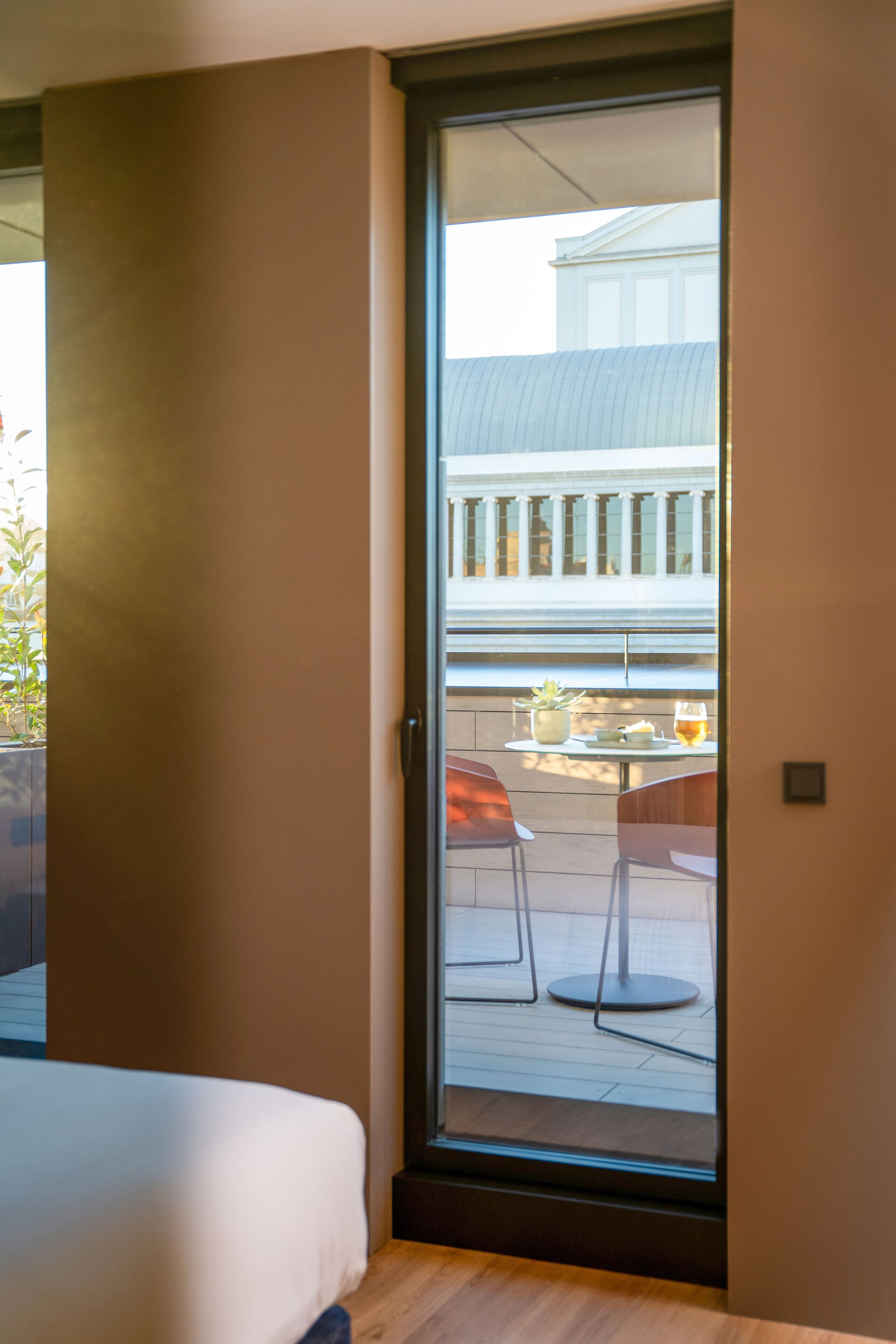 deluxe double terrace, plaza view | terrace/patio