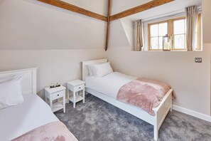 Rumah | 2 kamar tidur dan didekorasi berbeda-beda