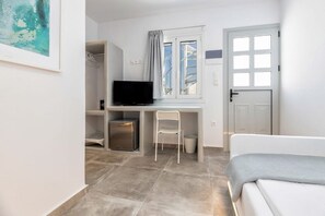 1 bedroom, in-room safe, free WiFi, bed sheets - Room 9 @ Pelican Paros in the Old Town! (Paros)