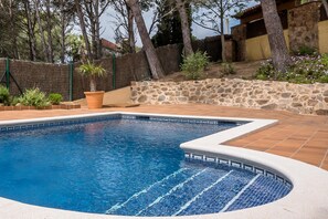 Unclassified image, 2 of 46, button - Nice house with private pool and private garden. (Tamariu)