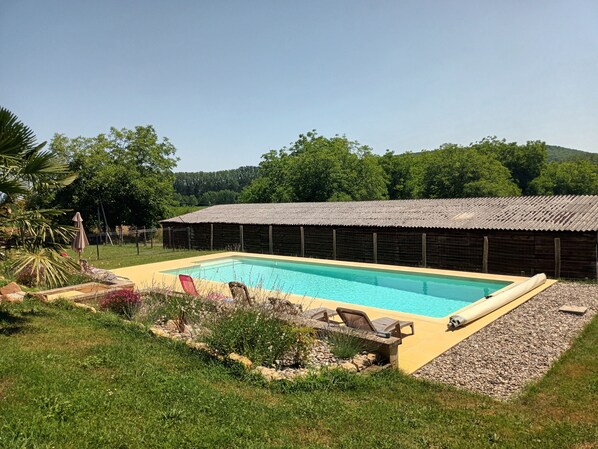 Piscine extérieure, piscine chauffée