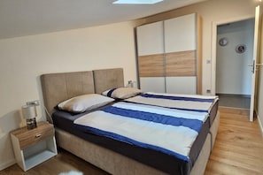 3 chambres, accès Internet, draps fournis