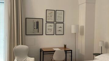 1 bedroom, in-room safe, desk, iron/ironing board