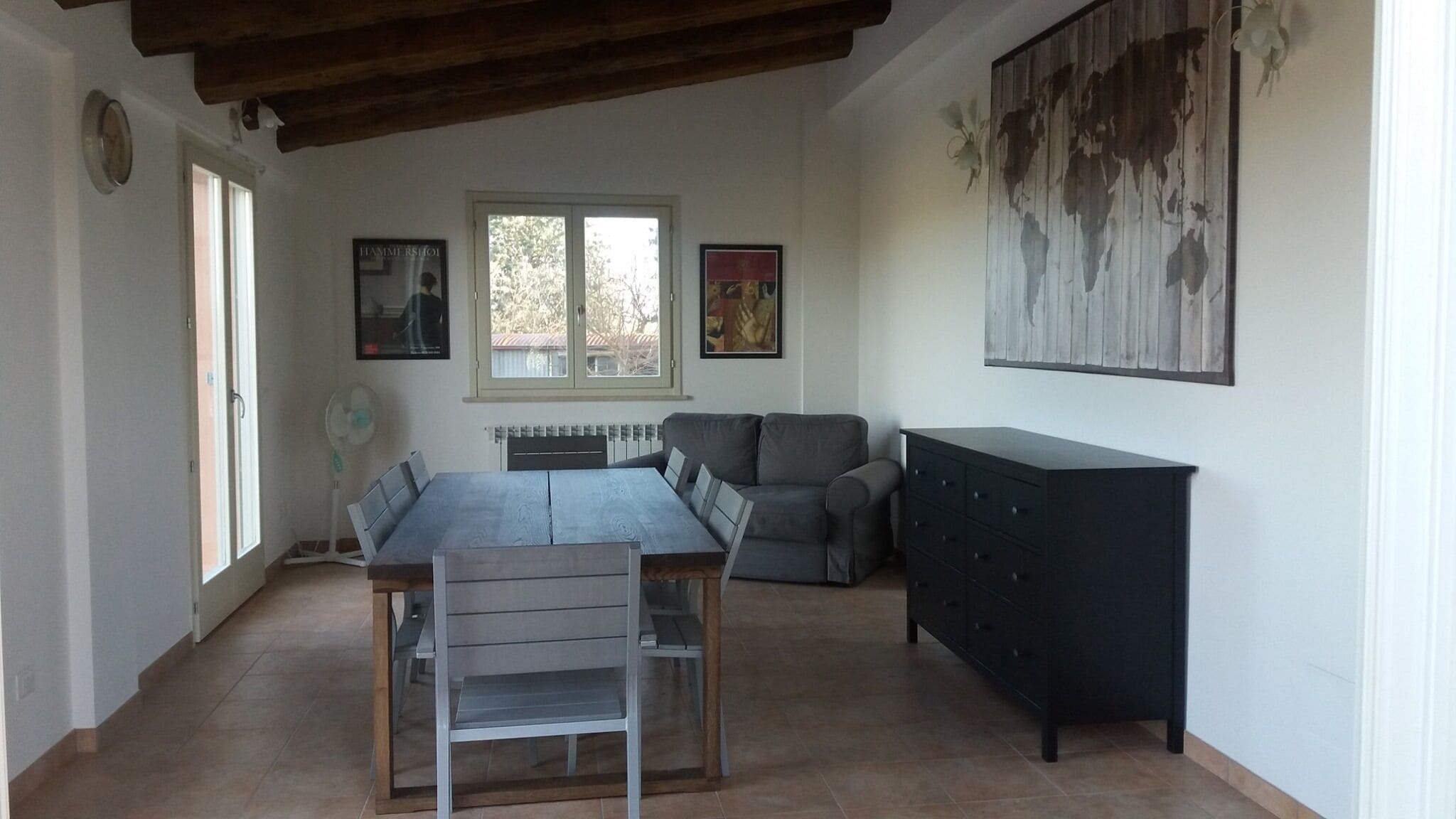 Villa | Living room | 30-inch TV with cable channels, fireplace