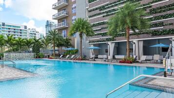 Outdoor pool, a heated pool