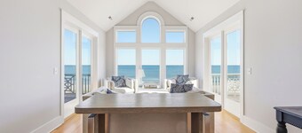 *Sunburst* 6 bedroom ocean front house on Pawleys Island