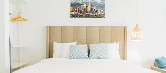 SKS - Superior Room, 1 King Bed with Sofa bed, Non Smoking