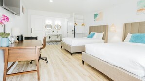 1 bedroom, desk, iron/ironing board, WiFi (free) - DQQ - Deluxe Double Room, 2 Queen Beds, Non Smoking (Long Beach)