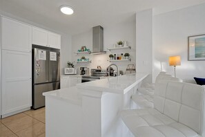 Fridge, microwave, oven, stovetop