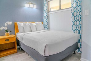 1 bedroom, free WiFi, bed sheets