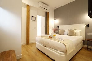 1 habitación y caja de seguridad en la habitación