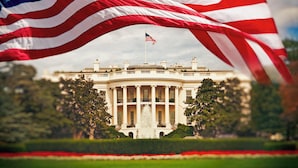 The White House with an American flag in the foreground. - Holiday Inn Express Washington DC Downtown by IHG (Washington)