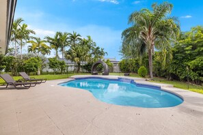 Outdoor pool - The Designer Cove (Miami)
