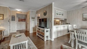 Condo (Surfside Beach Escape) - Surfside Beach Escape (Surfside Beach)