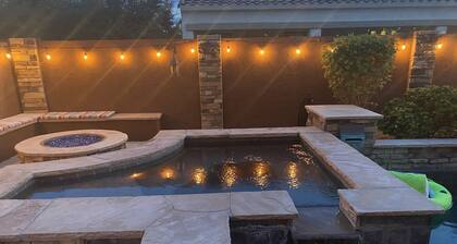 Beautiful quiet AZ getaway with heated pool, pool table, 2 king beds+ STR0000361