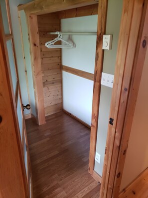 Premier-Ferienhaus | 3 Schlafzimmer, hochwertige Bettwaren, Pillowtop-Betten