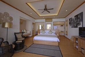 1 bedroom, desk, iron/ironing board, travel cot - Water Villa with Private Pool (Male)