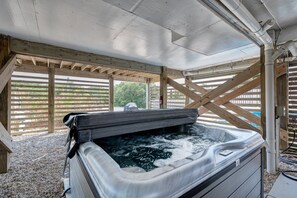 مغطس سبا داخلي