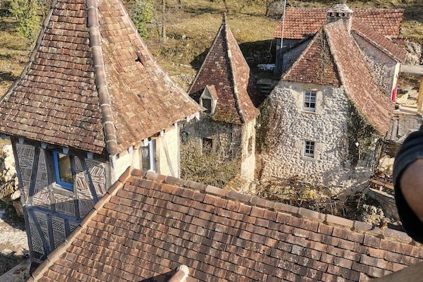 Enceinte de lâhĂ©bergement