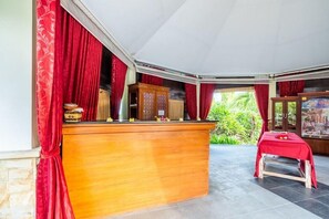 Lobby - Taman Surgawi Resort and Spa (Karangasem)