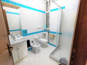Shower, bidet