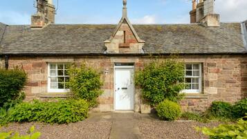 Cottage, Multiple Beds | Exterior