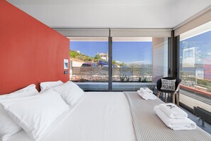 Design Villa - Olon Villa with Private Pool (Marathon)