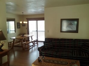 Smart TV - Fern Haus - Close to Pictured Rocks National Lake Shore, Grand Marais (Grand Marais)