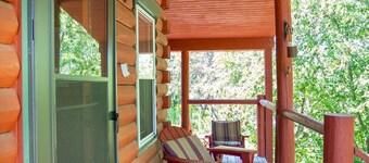 Plover Retreat - Cute Cabin Close to Town, 5 min. from beach