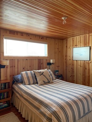 3 bedrooms, free WiFi, bed sheets, wheelchair access