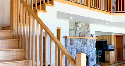 Superior Dreams - Stunning Lake Superior Bay Front Property