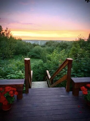 Brooks Retreat - Superior Beach Front Property