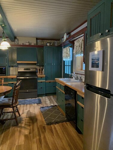 The Cottage - Dutch storybook bungalow across from campground overlooking beach