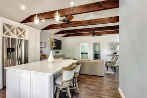 Interior - Spacious Modern Farmhouse Casita in Castro Valley Countryside with Private Patio (Castro Valley)