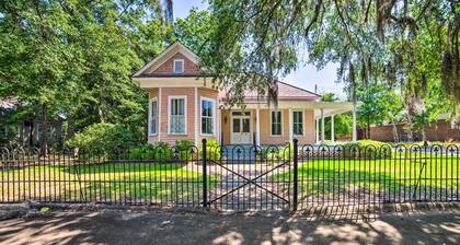 Authentic Colonial Home Near Downtown Selma!