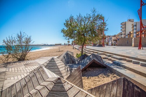 9 Plazas Piso 5 Hab. Centro Vinaròs a 350 mts de la Playa con Vistas