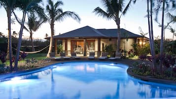 Piscine extérieure, piscine chauffée