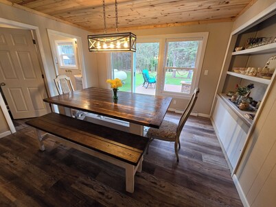 Drummond Island Hotel & Vacation Homes - Island Gem