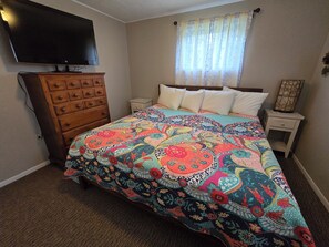 4 makuuhuonetta, internet, vuodevaatteet