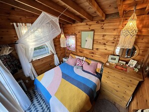 4 habitaciones, wifi gratis y ropa de cama 