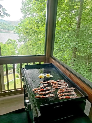 Dining - Picturesque, Spacious, Mountain, Lake Home (Tuckasegee)