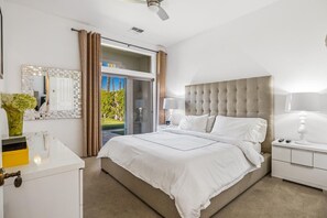 4 habitaciones, escritorio y tabla de planchar con plancha 