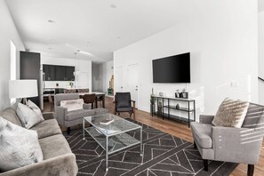 Luokittelematon kuva, 4 kautta 47, painike