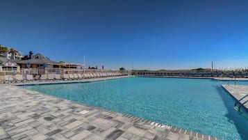Piscina externa