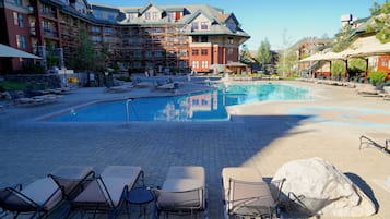 Outdoor pool, open 8:00 AM to 9:00 PM, pool umbrellas, pool loungers