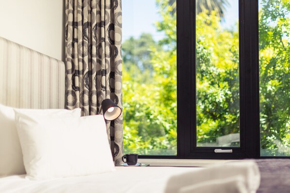 1 bedroom, desk, iron/ironing board, travel cot