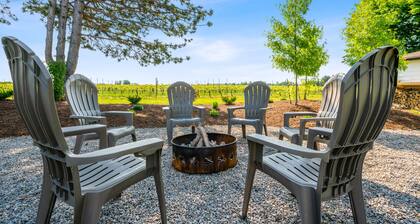 Country living in the heart of Niagara on the lake