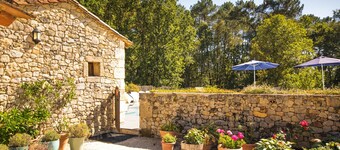 Gîte sur domaine avec piscine commune