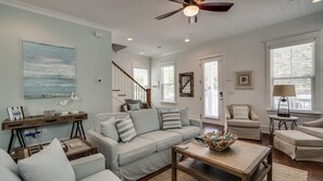 TV - 5-Min Bike to Beach, 3 Min to Pool! Cart & 3 Bikes! 2 King Beds & Propane Grill! (Santa Rosa Beach)